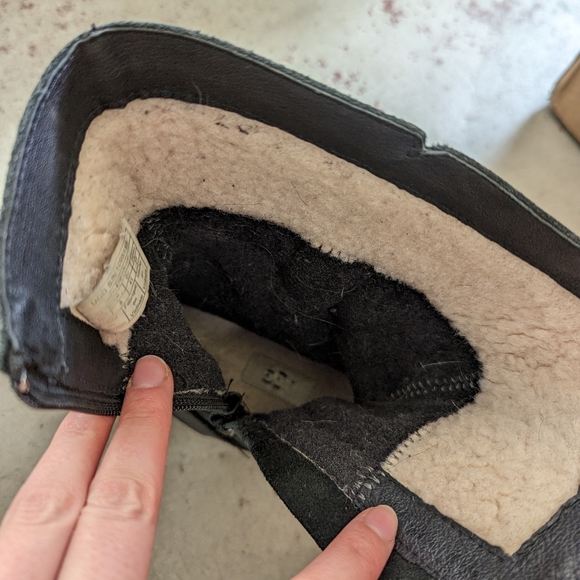 Moto Look Fur UGG Boots - Picture 6 of 6